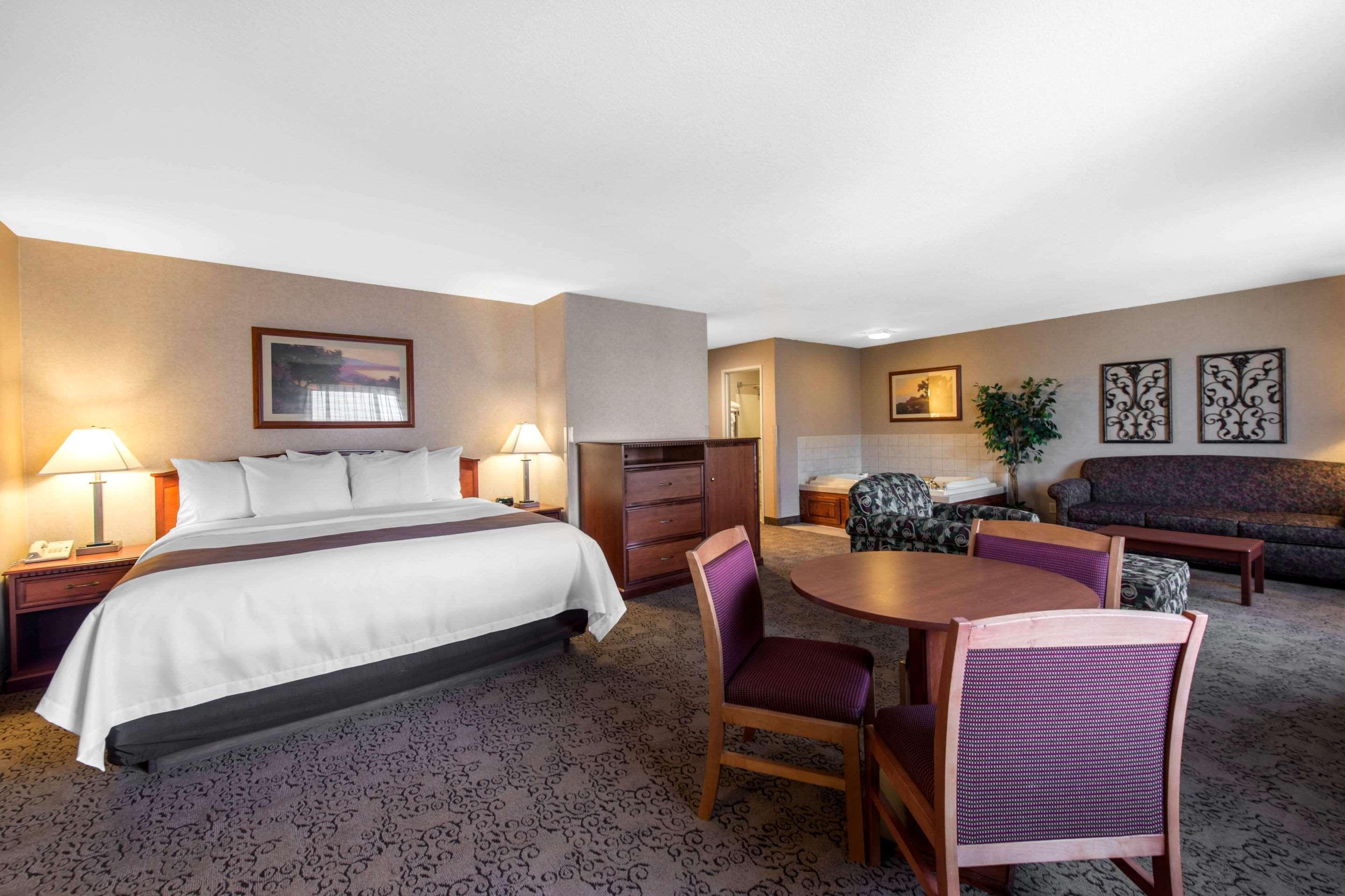 Quality Inn Берлингтон Экстерьер фото