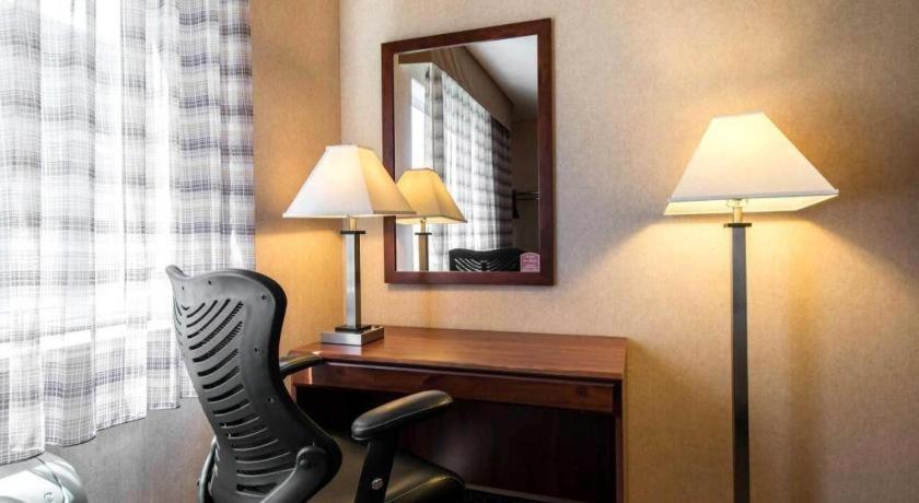 Quality Inn Берлингтон Экстерьер фото
